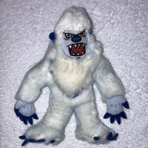 Disneyland & Disney World Yeti !  Plush 6.25" Tall.